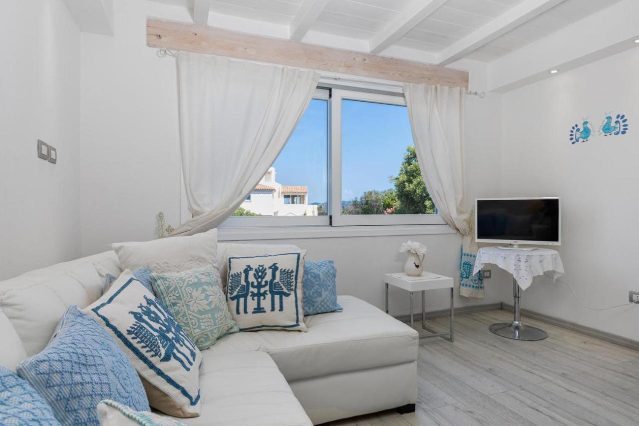 Giglio Apartment Vista Mare E Parcheggio Privato Porto Rotondo Luaran gambar