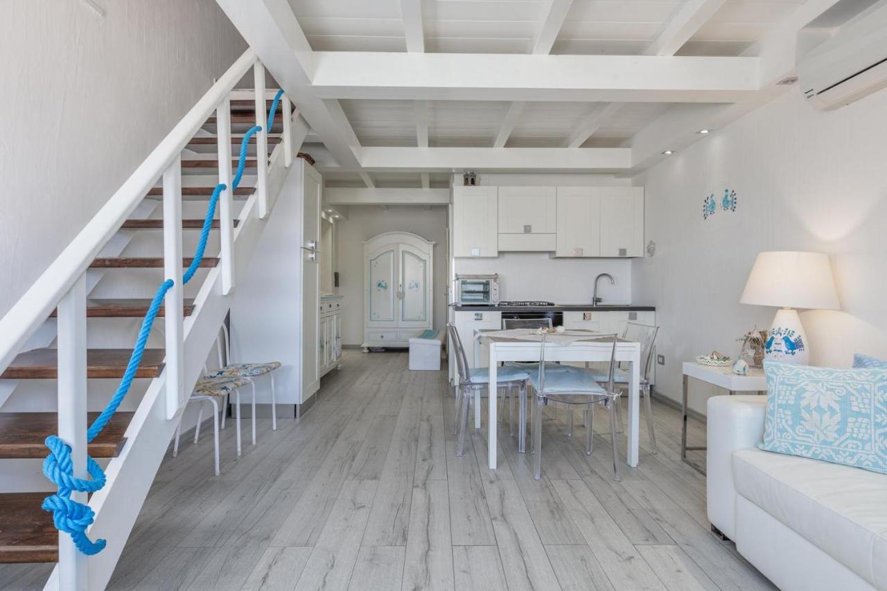 Giglio Apartment Vista Mare E Parcheggio Privato Porto Rotondo Luaran gambar