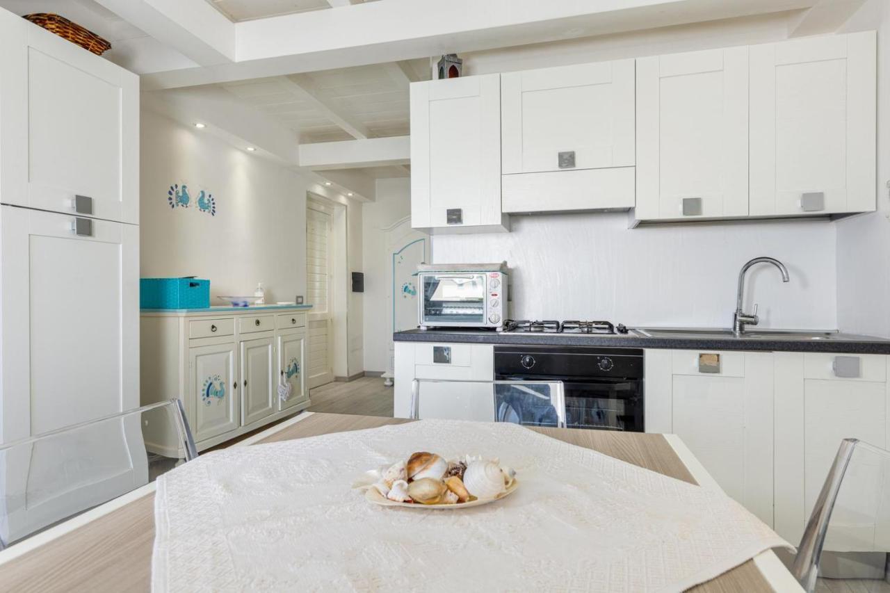Giglio Apartment Vista Mare E Parcheggio Privato Porto Rotondo Luaran gambar