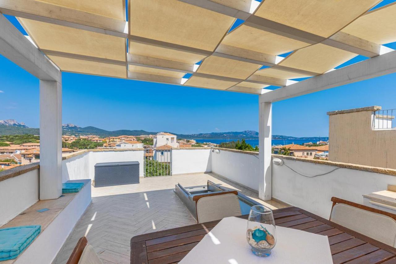 Giglio Apartment Vista Mare E Parcheggio Privato Porto Rotondo Luaran gambar