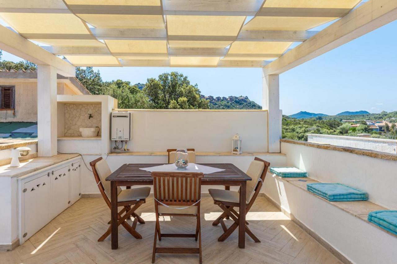 Giglio Apartment Vista Mare E Parcheggio Privato Porto Rotondo Luaran gambar