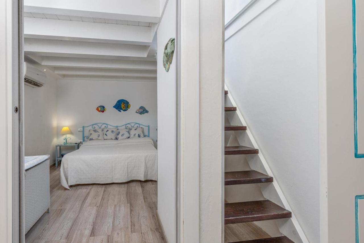 Giglio Apartment Vista Mare E Parcheggio Privato Porto Rotondo Luaran gambar