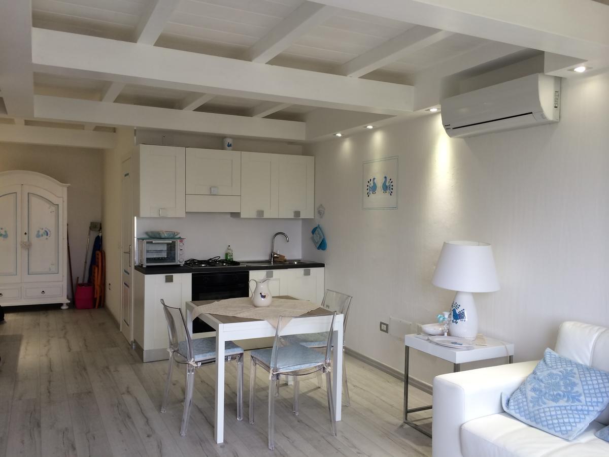 Giglio Apartment Vista Mare E Parcheggio Privato Porto Rotondo Luaran gambar